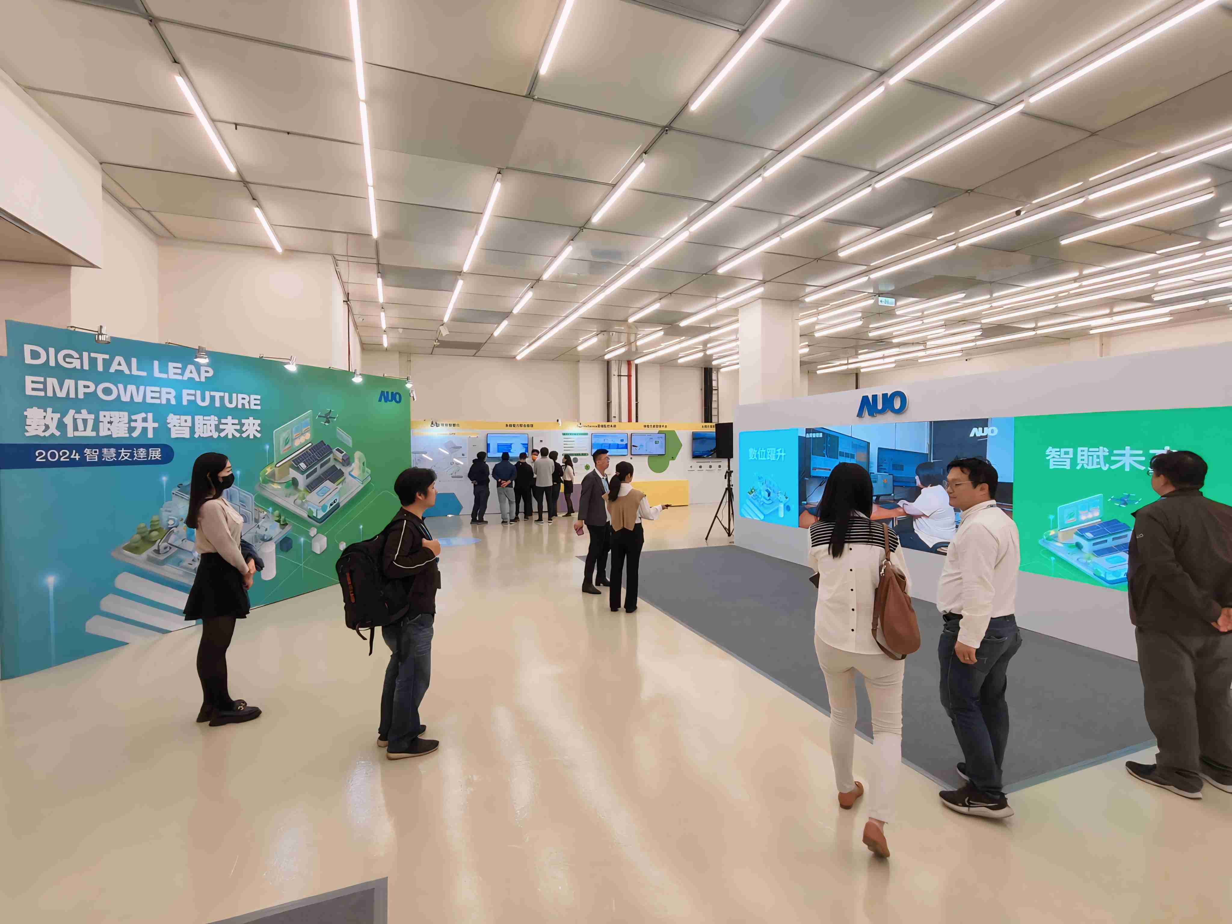 2024智能尊时凯龙展邀集生态圈伙伴共同参展，，，，从数字应用、、净零减碳到能源发展，，，，创造全方位永续商机，，携手生态圈伙伴迈向永续未来